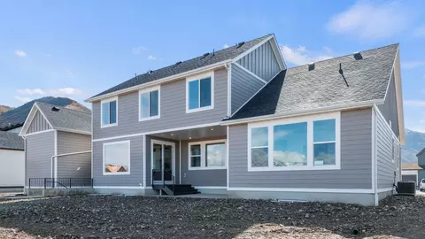 Exterior - 718 N 1600 E, Salem, UT 84653 photo 4 of 21