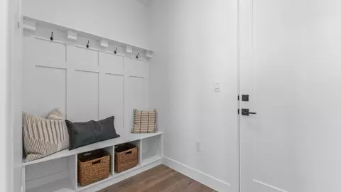 Entry Way - 718 N 1600 E, Salem, UT 84653 photo 3 of 5