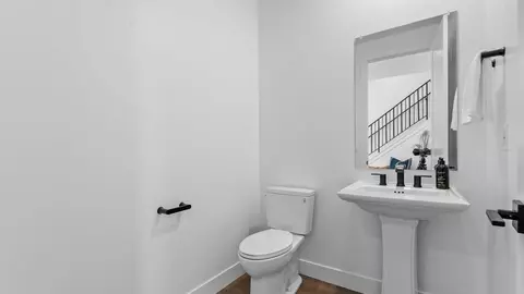 Bath - 718 N 1600 E, Salem, UT 84653 photo 1 of 7