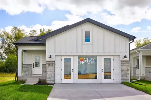 1012 NW Macarthur Ln, Waukee, IA 50263