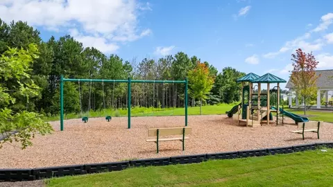 View/Area - 8169 Coldstream Dr, Fairburn, GA 30213 photo 4 of 5