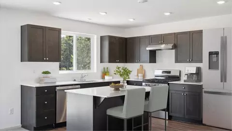 Kitchen - 16613 Blue Pine St, La Pine, OR 97739 photo 1 of 3