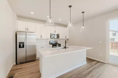 Kitchen - 46427 Heritage Ave, Bennett, CO 80102 photo 1 of 5