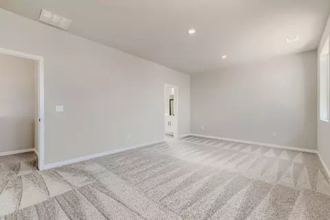 Bedroom - 46427 Heritage Ave, Bennett, CO 80102 photo 3 of 20