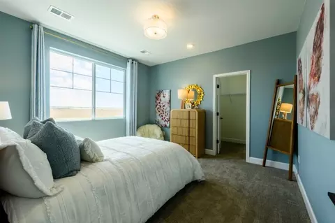 Bedroom - 46427 Heritage Ave, Bennett, CO 80102 photo 18 of 20