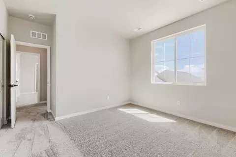 Bedroom - 46427 Heritage Ave, Bennett, CO 80102 photo 7 of 20