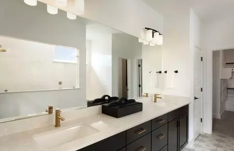 Bath - 101 Elm View Dr, Georgetown, TX 78628 photo 1 of 2