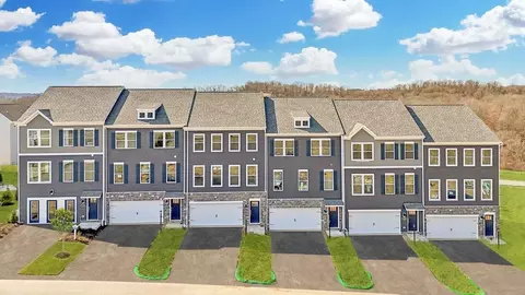 1604 Cherry Tree Dr, Butler, PA 16001