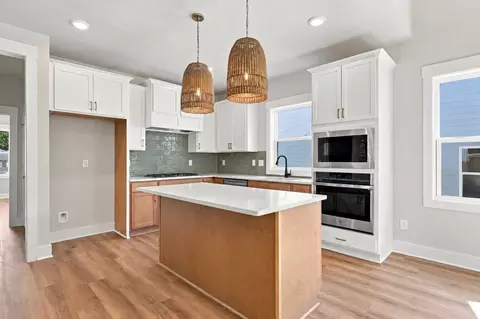 1128 Lamplighter Dr, Raleigh, NC 27604