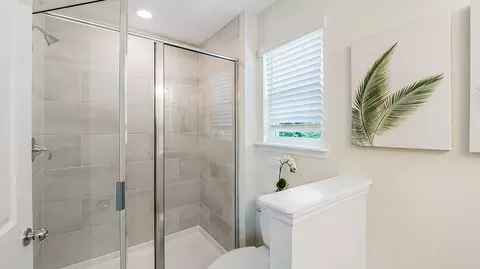 Bath - 3764 SE 36th Ln, Ocala, FL 34480 photo 2 of 4