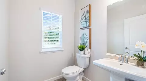 Bath - 3764 SE 36th Ln, Ocala, FL 34480 photo 3 of 4