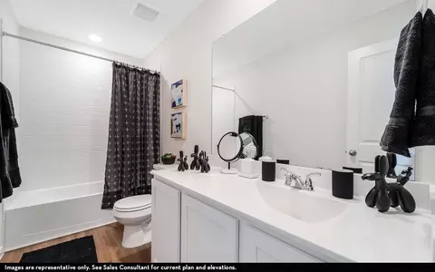 Bath - 11234 Katzer Pl, Converse, TX 78109 photo 2 of 5