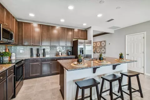 Kitchen - 4969 Eagle Rock Dr, Wimauma, FL 33598 photo 1 of 2