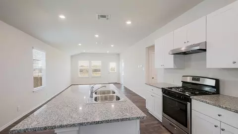 Kitchen - 9648 S Caballo Dr, Apache Junction, AZ 85120 photo 1 of 10