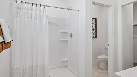 Bath - 9648 S Caballo Dr, Apache Junction, AZ 85120 photo 2 of 9