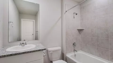 Bath - 9648 S Caballo Dr, Apache Junction, AZ 85120 photo 3 of 9