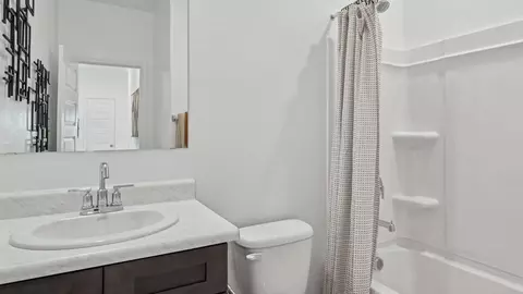 Bath - 9648 S Caballo Dr, Apache Junction, AZ 85120 photo 3 of 9