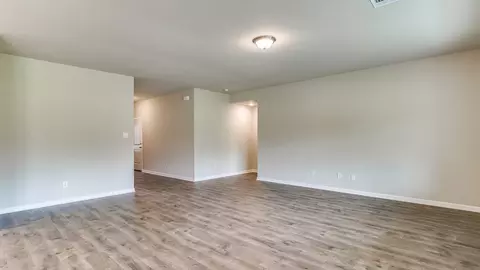 Living - 7420 Cypress Point Dr, Ball, LA 71405 photo 2 of 6