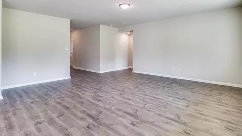 Living - 7420 Cypress Point Dr, Ball, LA 71405 photo 4 of 6