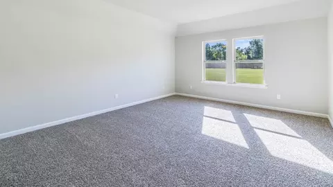 Bedroom - 7420 Cypress Point Dr, Ball, LA 71405 photo 7 of 10