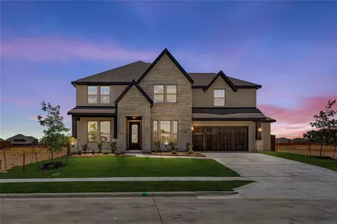 924 Lasalle Dr, Red Oak, TX 75154