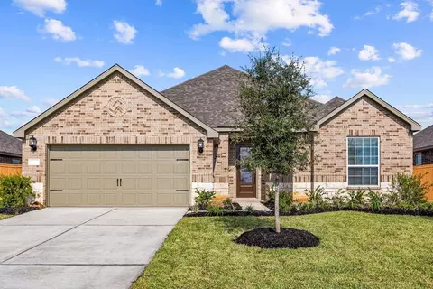 13817 Starboard Reach Dr, Santa Fe, TX 77510