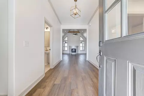 Entry Way - 7201 E Oakland St, Broken Arrow, OK 74014 photo 4 of 7