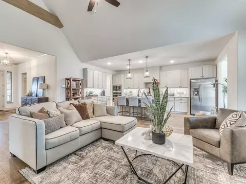 Living - 7201 E Oakland St, Broken Arrow, OK 74014 photo 1 of 7