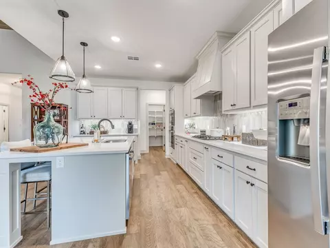 Kitchen - 7201 E Oakland St, Broken Arrow, OK 74014 photo 1 of 9