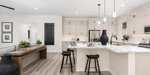 Kitchen - 17485 Bear Crk, Hesperia, CA 92345 photo 5 of 6