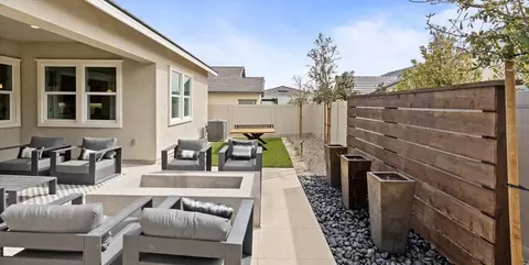 Exterior - 17485 Bear Crk, Hesperia, CA 92345 photo 9 of 18