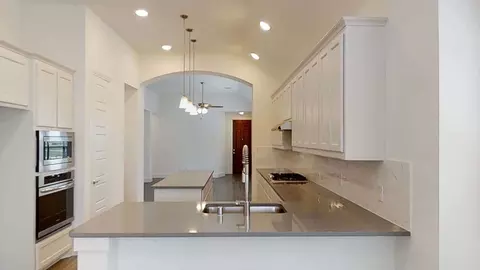 Kitchen - 2612 Gateway Pl, Celina, TX 75009 photo 4 of 4