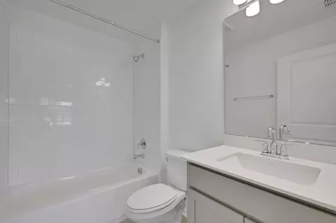 Bath - 24 Goldcrest Way, Saint Augustine, FL 32092 photo 11 of 12