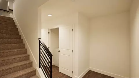Entry Way - 3916 N Rome St, Aurora, CO 80019 photo 1 of 1