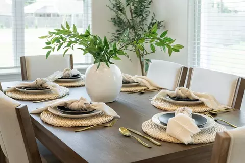 Dining - 5580 Clear Spgs, Springdale, AR 72762 photo 2 of 2