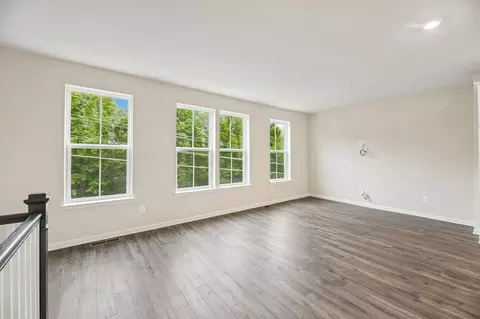 Living - 9718 Gaelic Pl, Waldorf, MD 20601 photo 6 of 12