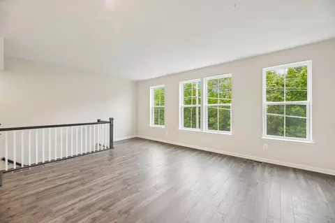 Living - 9718 Gaelic Pl, Waldorf, MD 20601 photo 5 of 12