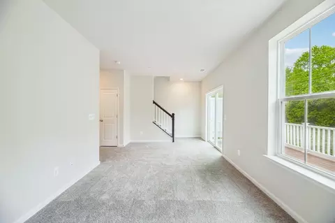 Living - 9718 Gaelic Pl, Waldorf, MD 20601 photo 7 of 12