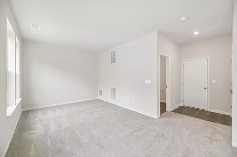 Living - 9718 Gaelic Pl, Waldorf, MD 20601 photo 9 of 12