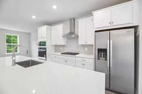 Kitchen - 9718 Gaelic Pl, Waldorf, MD 20601 photo 2 of 10