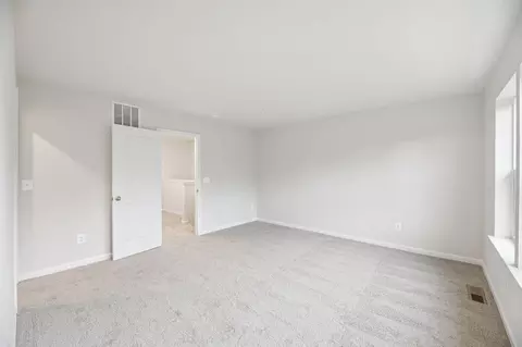 Bedroom - 9718 Gaelic Pl, Waldorf, MD 20601 photo 5 of 22