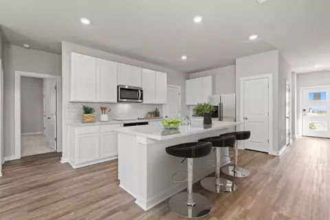 Entry Way - 2123 Starlight St, Angleton, TX 77515 photo 1 of 5