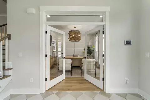 Entry Way - 100 E South 7th St, Seneca, SC 29678 photo 2 of 11