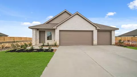 Exterior - 205 Blanco Ln, Dayton, TX 77535 photo 5 of 7