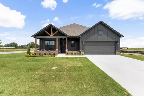 Exterior - 8400 E Galveston St, Broken Arrow, OK 74014 photo 8 of 8