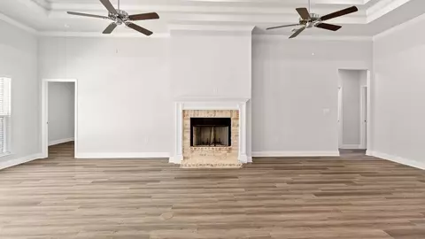 Living - 12 Stonemore, Petal, MS 39465 photo 6 of 7