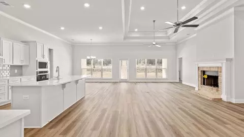 Living - 12 Stonemore, Petal, MS 39465 photo 4 of 7