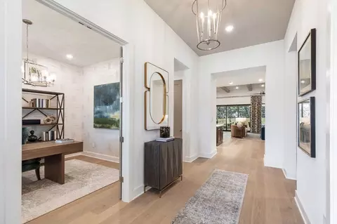 Entry Way - 317 Vale Run, Kyle, TX 78640 photo 2 of 2