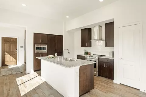 Kitchen - 144 Burnett Dr, Lavon, TX 75166 photo 7 of 8