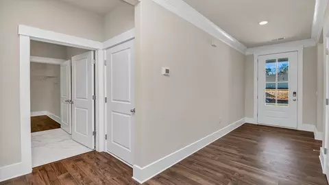 Entry Way - 1833 Kennerly Rd, Irmo, SC 29063 photo 3 of 6
